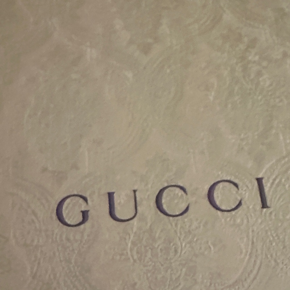 Gucci Women's Vibrant Red Heels - Picture 8 of 8